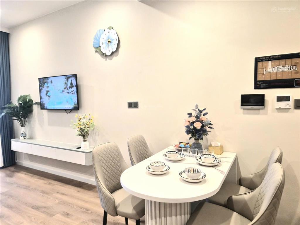 Chính chủ cần chuyển nhượng căn hộ studio + sofa bed | 41,62m | tầng cao view pháo hoa