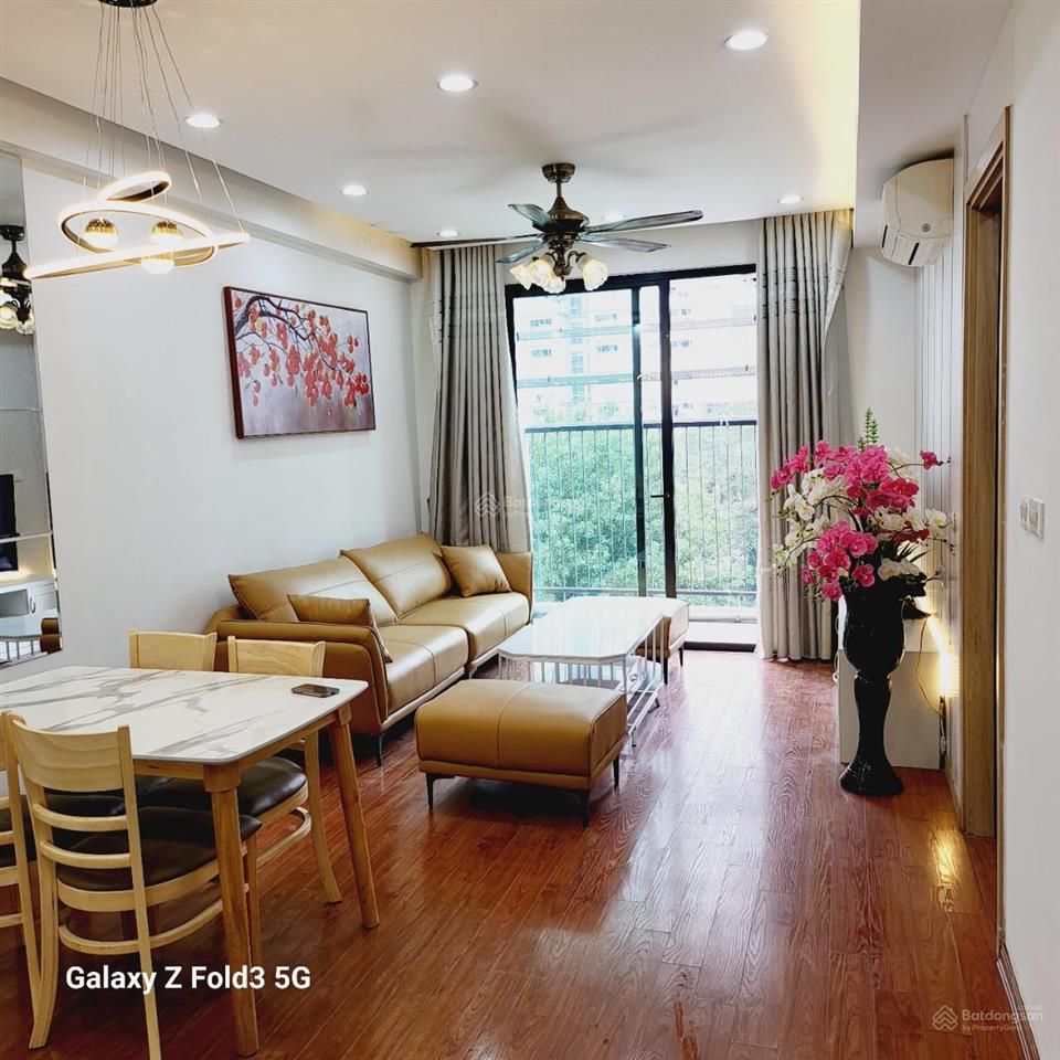 Độc quyền 2 căn hộ 61,5 và 67m2 hướng mát tầng đẹp, thoáng, có slot oto cc hdmon.  0981 045 ***