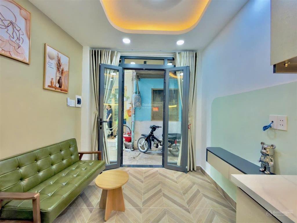 Bán nhà mới đẹp sát mặt tiền ngô đức kế p12 bình thạnh giá chỉ 2,38 tỷ