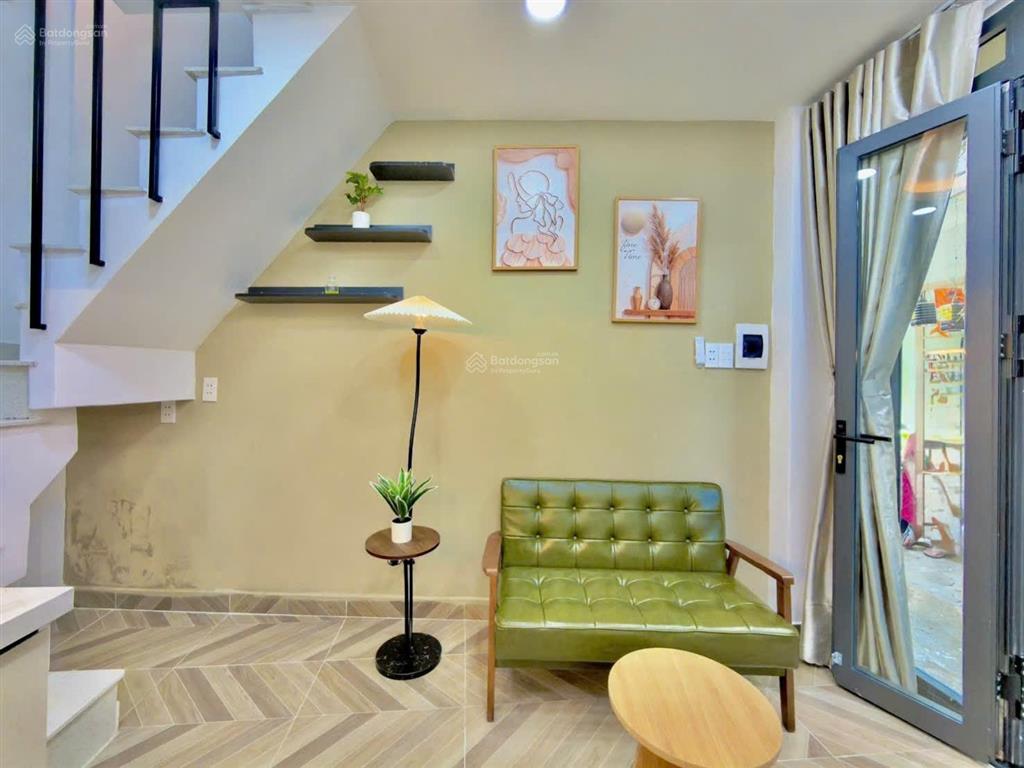 Bán nhà mới đẹp sát mặt tiền ngô đức kế p12 bình thạnh giá chỉ 2,38 tỷ