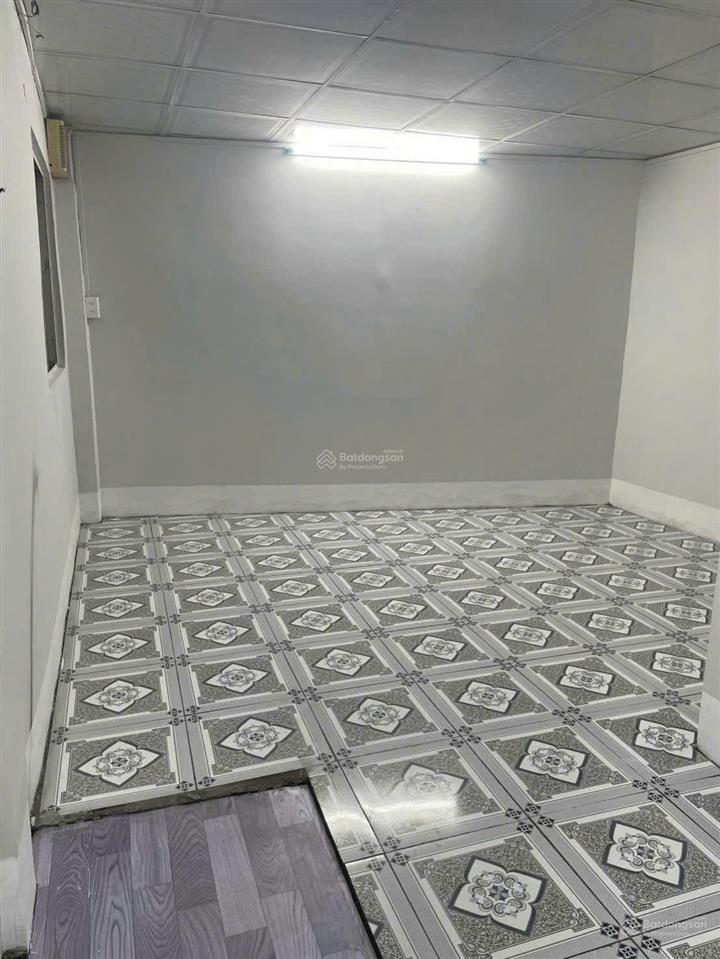 Bán nhà huỳnh văn bánh phú nhuận dt 23 mét hẻm xe ba gác sát mặt tiền