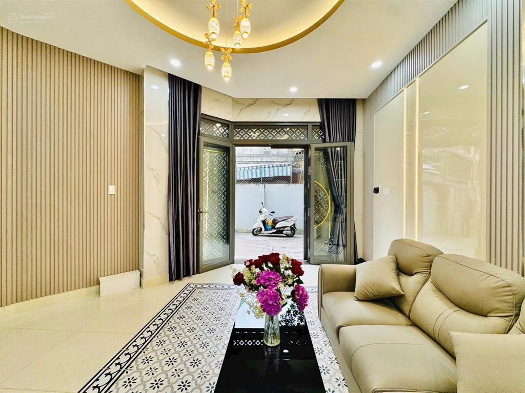 Bán nhà xây mới 100% hẻm xe hơi lê quang định p7 bình thạnh khu vip