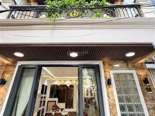 Bán nhà đẹp huỳnh văn bánh, p13, phú nhuận, hẻm vip