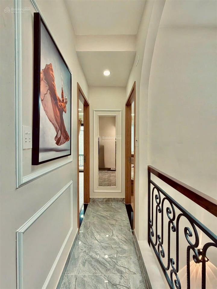 Bán nhà đẹp huỳnh văn bánh, p13, phú nhuận, hẻm vip