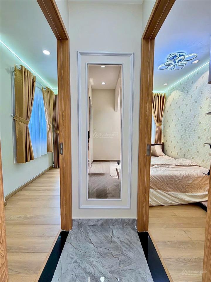 Bán nhà đẹp huỳnh văn bánh, p13, phú nhuận, hẻm vip