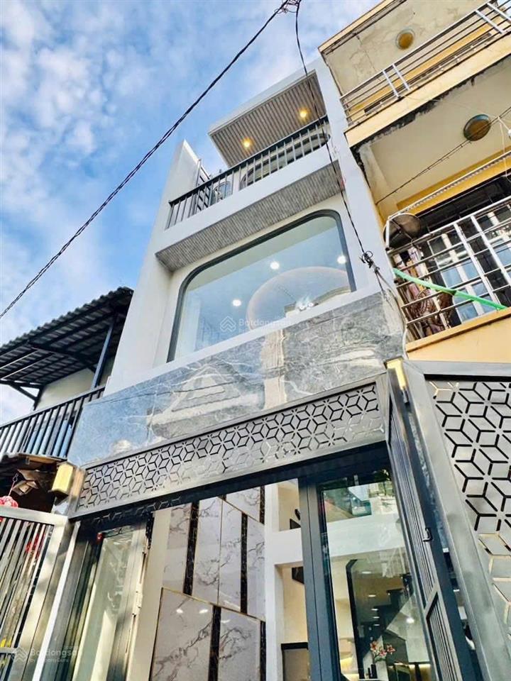 Bán nhà tuyệt đẹp đường nguyễn kiệm p3 gò vấp giá chỉ hơn 5 tỷ