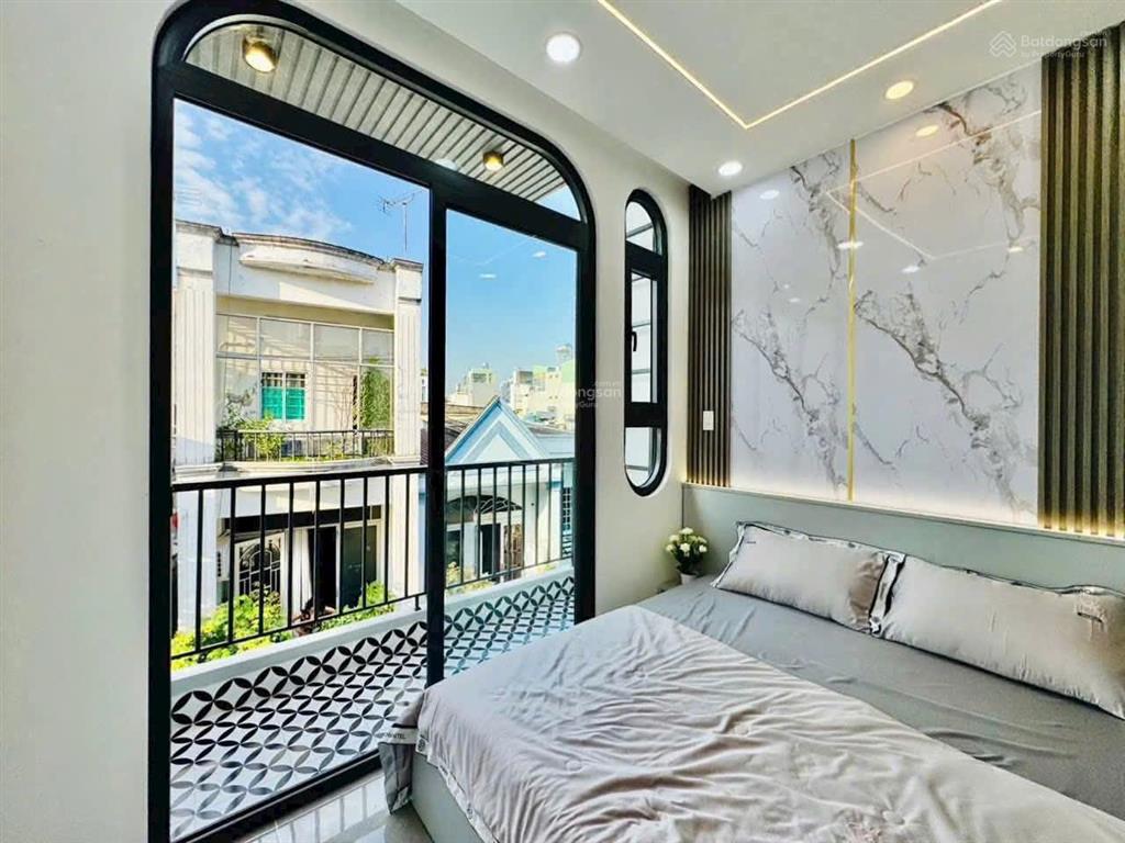 Bán nhà tuyệt đẹp đường nguyễn kiệm p3 gò vấp giá chỉ hơn 5 tỷ