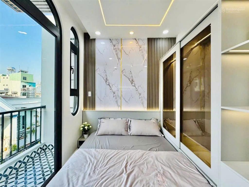 Bán nhà tuyệt đẹp đường nguyễn kiệm p3 gò vấp giá chỉ hơn 5 tỷ