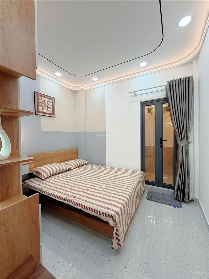 Bán nhà đường cô giang p2 phú nhuận sát mặt tiền 41 mét có phòng ngủ trệt