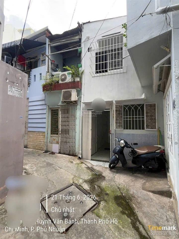 Bán nhà huỳnh văn bánh phú nhuận sát mặt tiền giá rẻ chỉ 3 tỷ