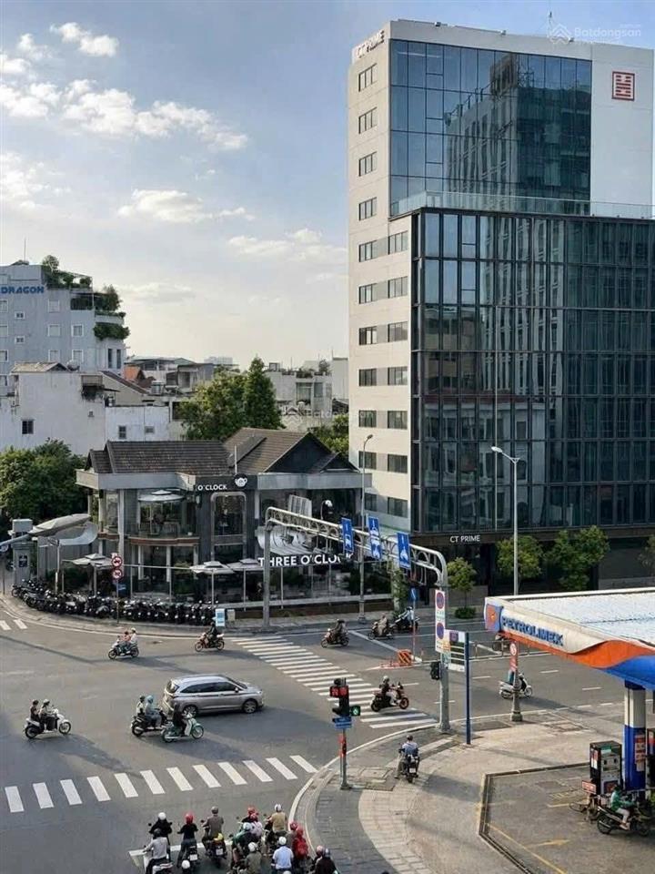Bán nhà huỳnh văn bánh phú nhuận sát mặt tiền giá rẻ chỉ 3 tỷ