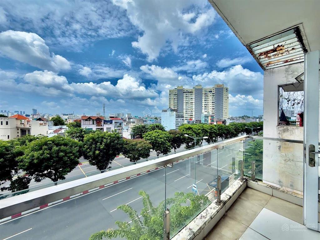 Bán nhà mặt tiền phạm văn đồng gò vấp giá rẻ