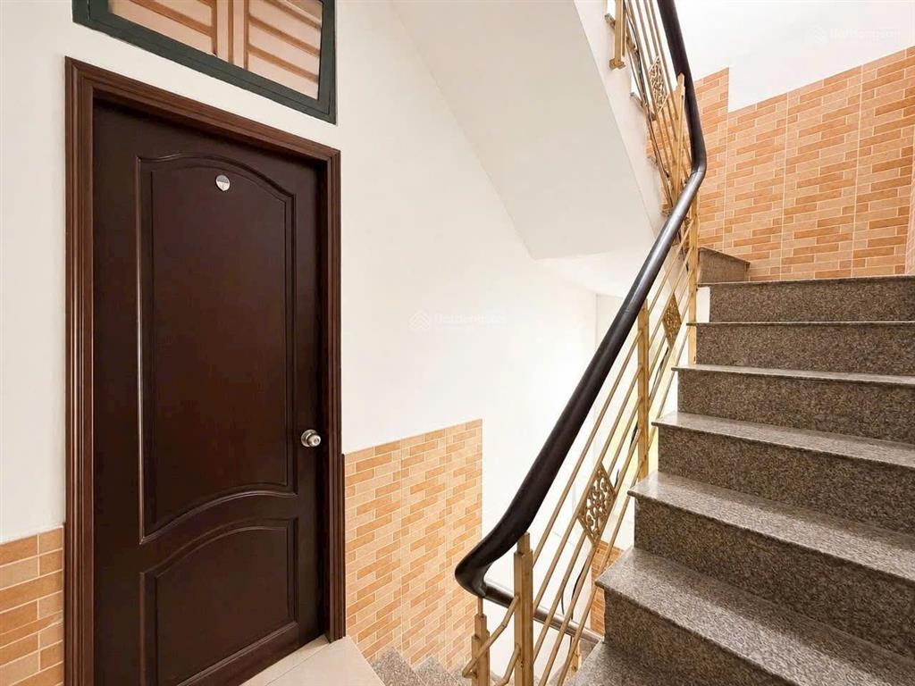 Bán chdv đường nguyễn thượng hiền bình thạnh thu nhập sẵn 33 tr/tháng