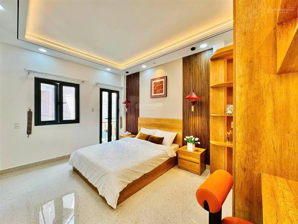 Bán nhà mặt tiền duy tân p13 phú nhuận kinh doanh tốt giá tốt