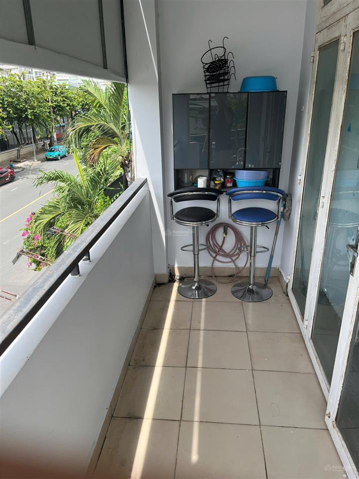 Cho thuê văn phòng mặt tiền nguyễn văn lượng 60m2