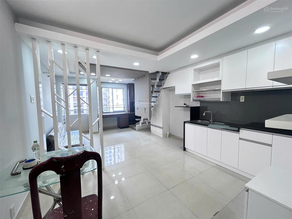 Cần bán chung cư 52 phạm hùng quận 8, diện tích 49 m2, 2 phòng ngủ, 1wc, giá bán 2.8 tỷ