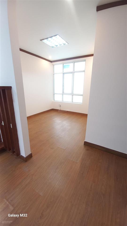 Cần cho thuê căn hộ giai việt  tạ quang bửu, phường chánh hưng. dt 150m, 3pn 2wc nhà sạch đẹp,