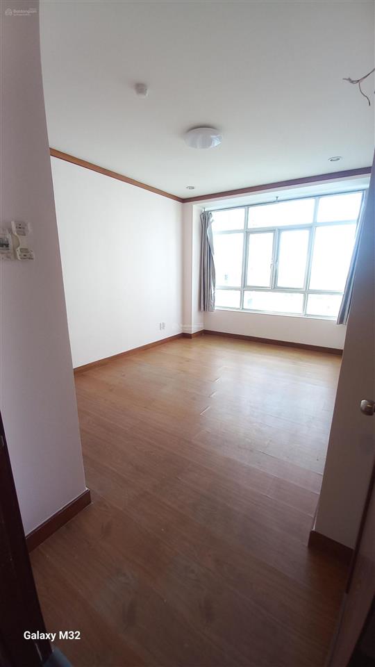 Cần cho thuê căn hộ giai việt  tạ quang bửu, phường chánh hưng. dt 150m, 3pn 2wc nhà sạch đẹp,