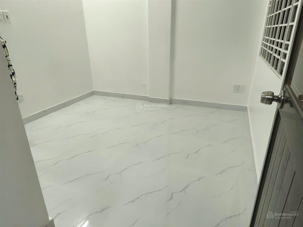 Bán gấp chung cư him lam đồng diều, p4, q8, dt 61m2, 2pn, 1wc, giá 2.85 tỷ