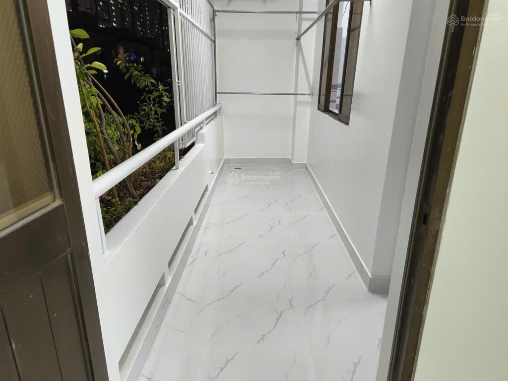 Bán gấp chung cư him lam đồng diều, p4, q8, dt 61m2, 2pn, 1wc, giá 2.85 tỷ
