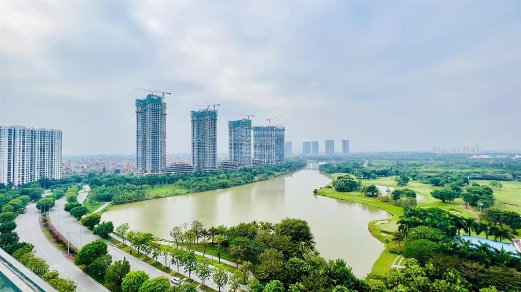Bán căn hộ park premium view sân golf có thang riêng full nội thất  0862 292 ***