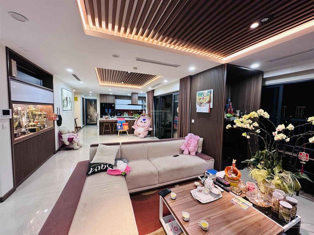 Bán căn hộ park premium view sân golf có thang riêng full nội thất  0862 292 ***