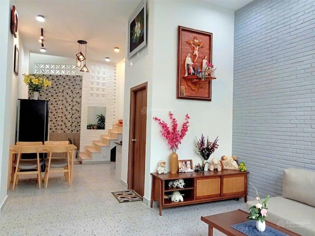 Nhà đẹp bình thạnh giá gò vấp gần mặt tiền nguyên hồng 36b sổ riêng chỉ nhỉnh 4 đồng