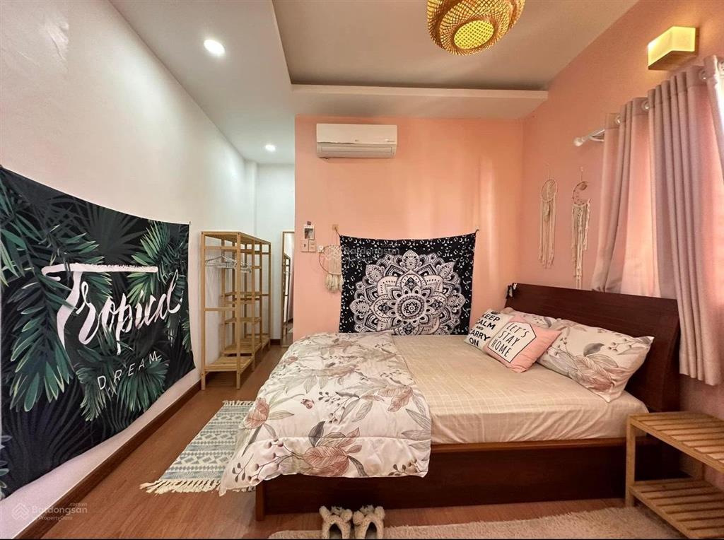 Nhà đẹp giá hời nguyễn thái sơn 52m hẻm 4m chuẩn gầnbv 175 nhỉnh 5 đồng