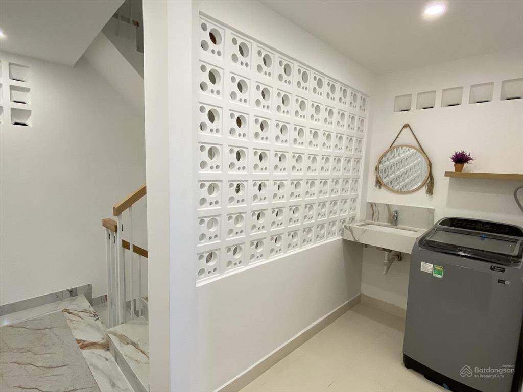 Siêu phẩm lung linh view triệu đô nguyễn kiệm p3 hẻm 3m giáp sân bay 36m đúc 4 tầng shr