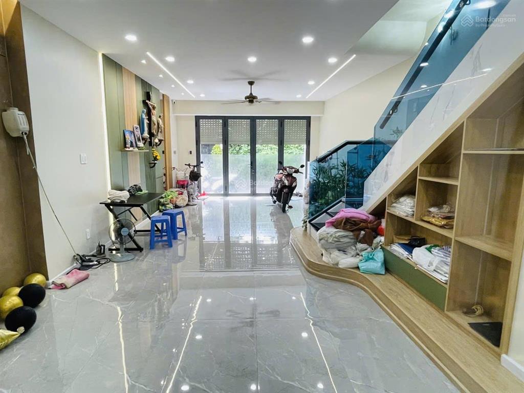 Nhà chính chủ phan văn trị 60m hẻm xe hơi thông quang trung gần ngã 5 sổ riêng