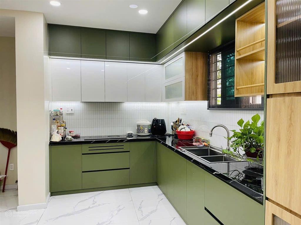 Nhà chính chủ phan văn trị 60m hẻm xe hơi thông quang trung gần ngã 5 sổ riêng