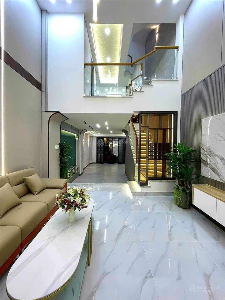 Bán gấp nhà riêng ở đường dương quảng hàm, hẻm thông thoáng, full nội thất, 52m², nhỉnh 6 đồng
