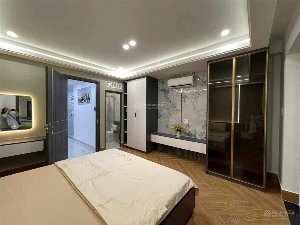 Bán gấp nhà riêng ở đường dương quảng hàm, hẻm thông thoáng, full nội thất, 52m², nhỉnh 6 đồng
