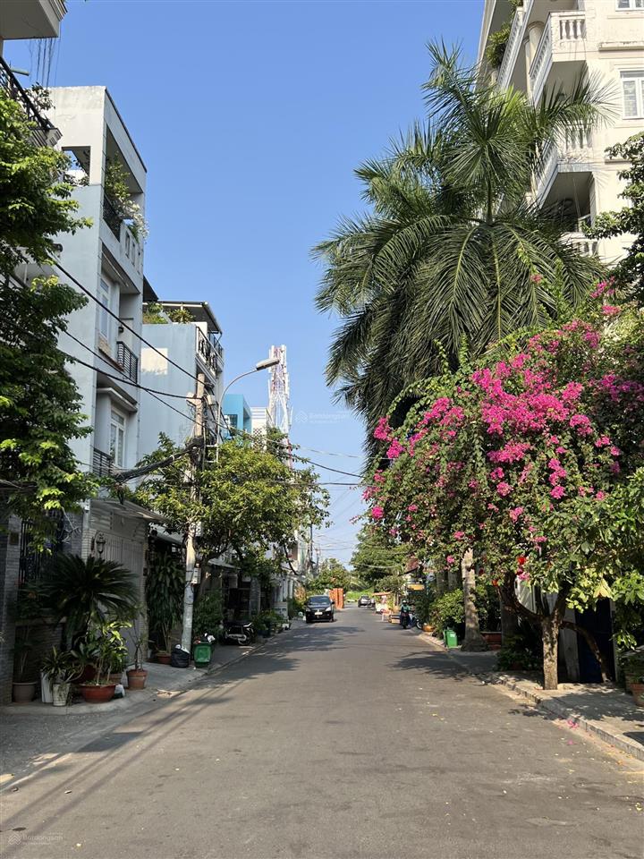 4 tầng  8x19  hẻm 502  huỳnh tấn phát  ngay nhà thi đấu  quận 7  chỉ 12.x tỷ