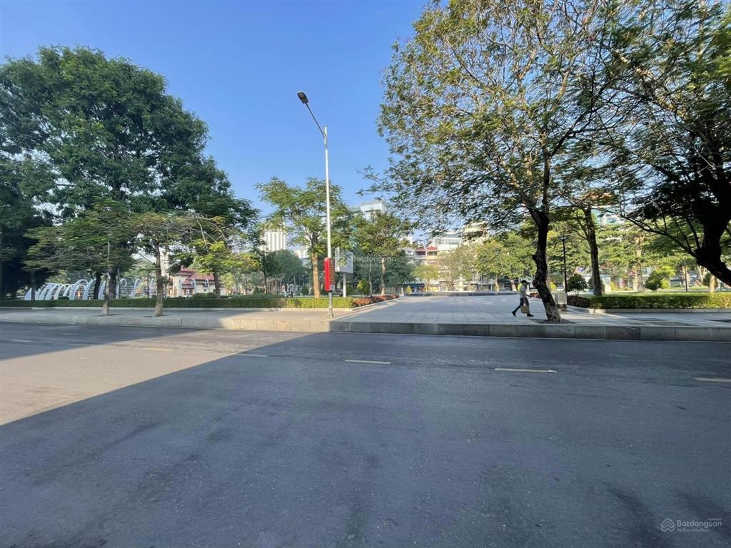 Tòa nhà mặt đường trần phú, vị trí trung tâm  bàn giao full công năng  pccc