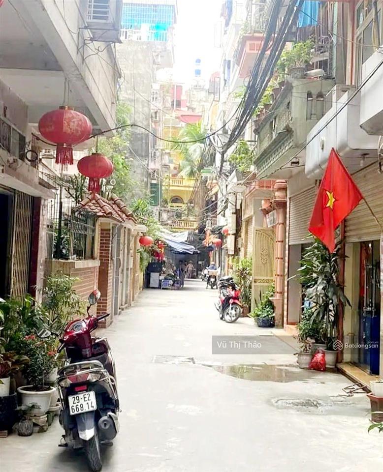 Chính chủ bán gấp nhà tập thể chùa bộc, phạm ngọc thạch, 65m, 2pn, 2wc, nhà đẹp, full đồ, có sổ đỏ