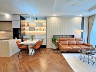 Chính chủ bán gấp nhà tập thể lạc trung, kim ngưu, sổ 54m, sd 80m, nhà đẹp, dân tự sửa, có sổ đỏ