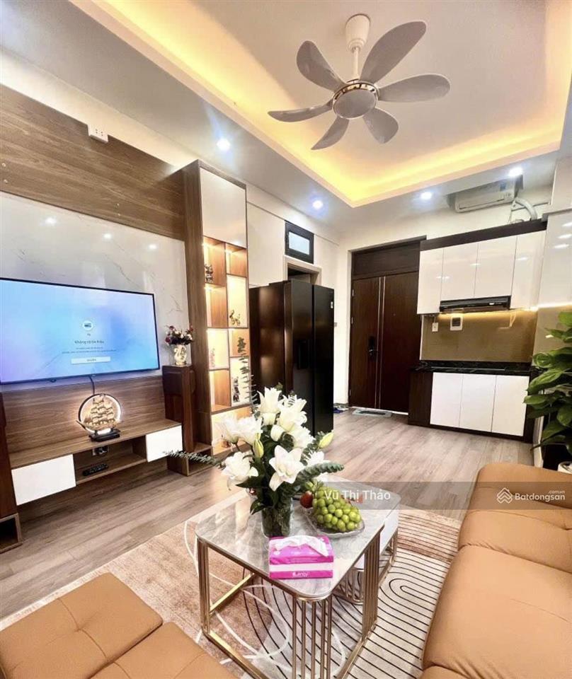 Chính chủ bán nhà tập thể bán nhà tập thể bách khoa, nguyễn hiền, nhà đẹp có sân rộng, lô góc