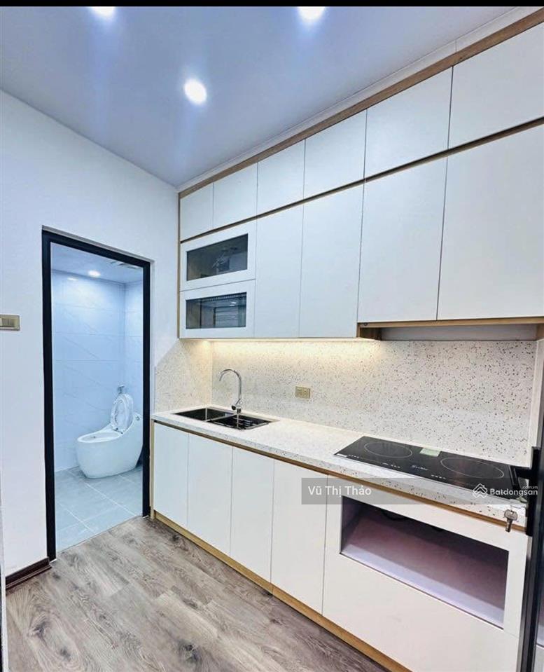 Chính chủ bán nhà tập thể tôn đức thắng, văn hương,đống đa, dt60m, 2 ngủ, nhà đẹp, có sân rộng