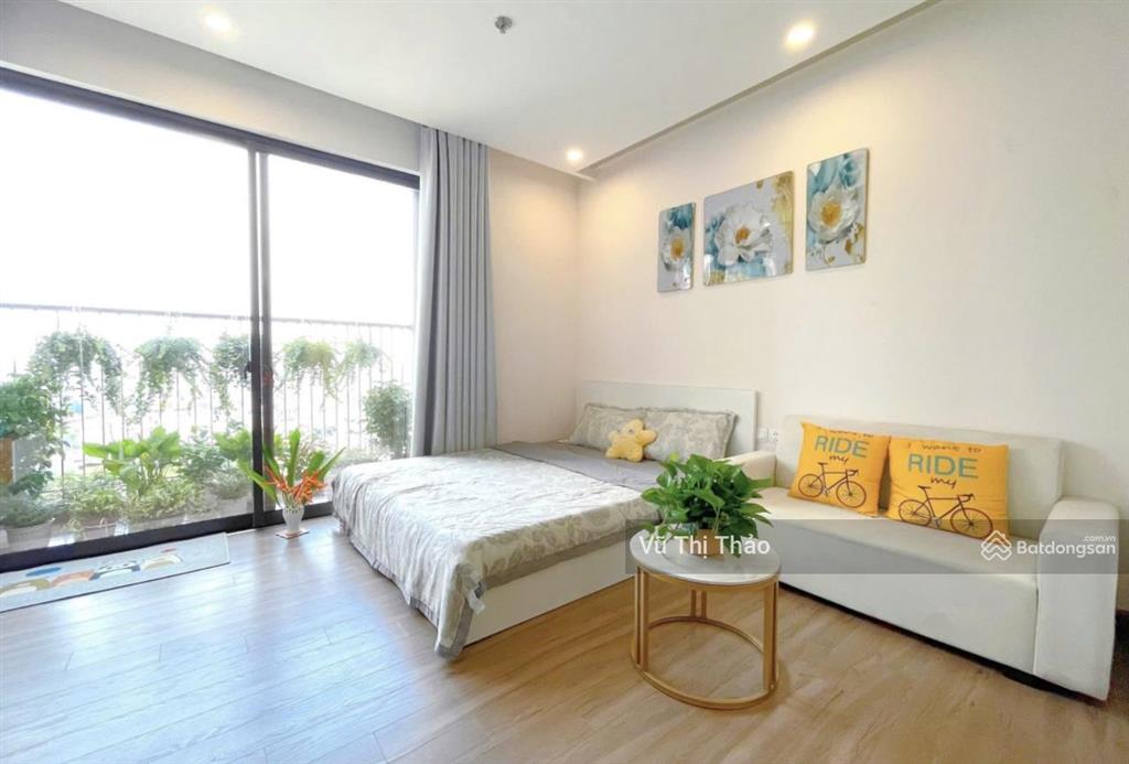 Chính chủ bán nhà tập thể láng hạ, thái hà, đống đa, tầng thấp, 80m, 3 ngủ, lô góc, ô tô đỗ cửa