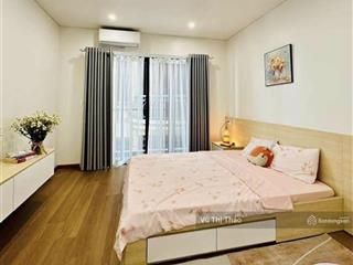 Chính chủ bán nhà tập thể tầng 2.5 phạm ngọc thạch, tôn thất tùng, đống đa, lô góc, 72m, 2pn, 2wc.