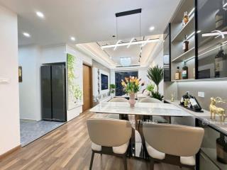 Chính chủ bán nhà tập thể tầng 2 trung tự, đống đa, nhà dân, sổ đỏ hơn 50m2 sd 90m2, 3 ngủ, ô tô đỗ
