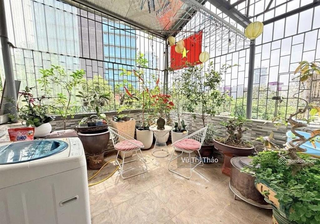 Chính chủ bán nhà tập thể trung tự, hồ đắc di, 102m, 3 ngủ, 2wc, lô góc, gần hồ, ô tô đỗ cửa
