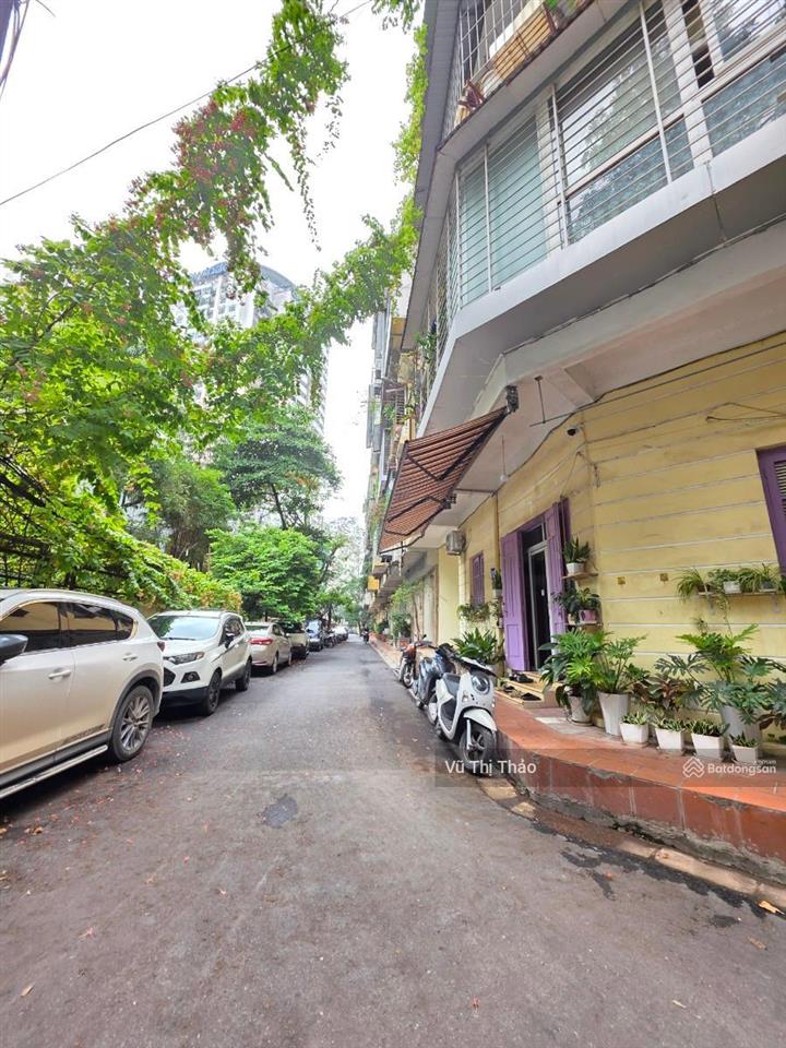 Chính chủ bán nhà chung cư láng hạ, thái hà, 62m, 2 ngủ, nhà thoáng, khu đẹp, có bãi xe, có sổ đỏ