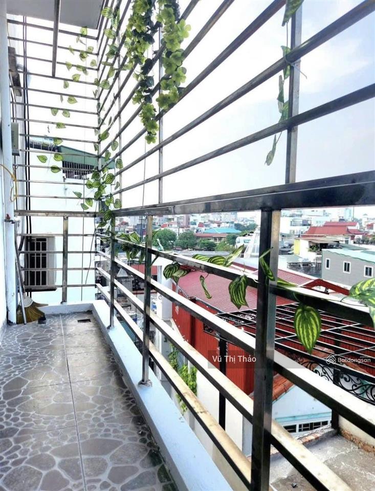 Chính chủ bán nhà tập thể kim liên, phương mai, đống đa, 80m, 3 ngủ, 2wc, chia 2 căn, có sổ đỏ