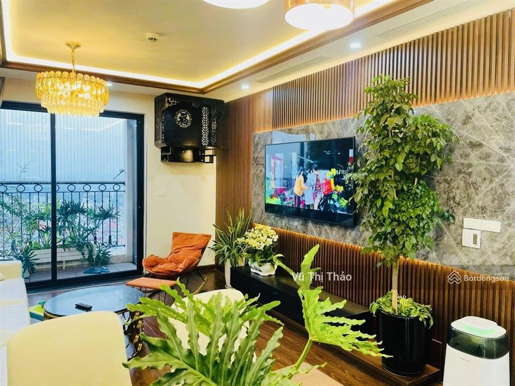 Chính chủ bán nhà chung cư thang máy trần quý kiên, trần đăng ninh, 54m, có bãi xe, sổ đỏ lâu dài