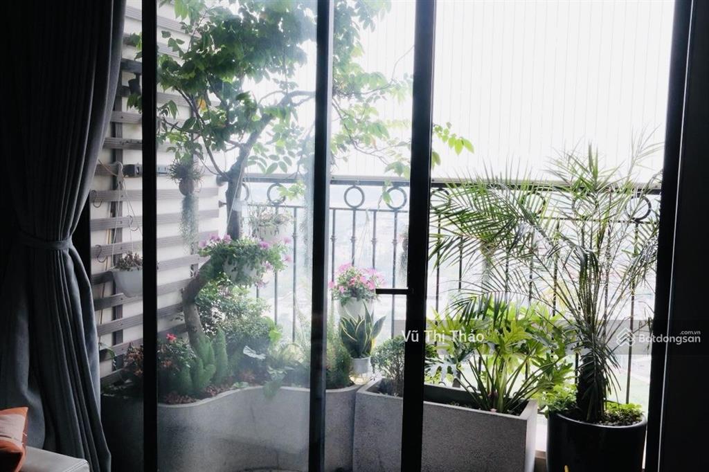 Chính chủ bán nhà chung cư thang máy trần quý kiên, trần đăng ninh, 54m, có bãi xe, sổ đỏ lâu dài