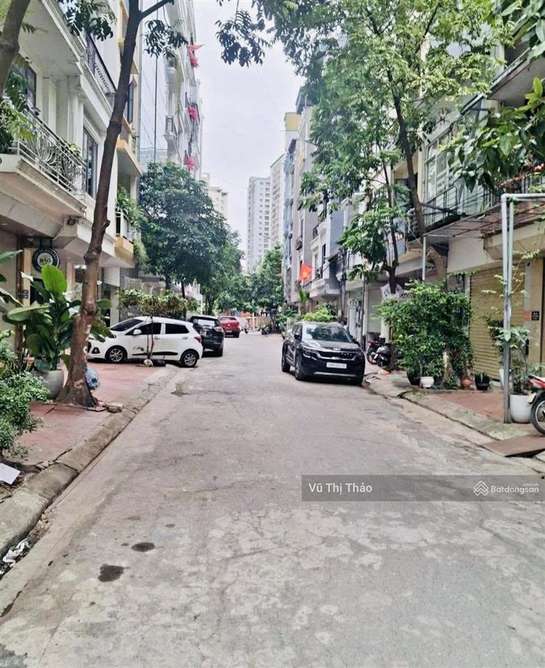 Chính chủ bán tập thể thanh nhàn, quỳnh mai, 66m, 2ngủ, 2wc, 2 ban công, ngõ ô tô tránh, co sổ đỏ
