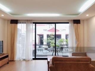 Chính chủ bán nhà tập thể đường thành công, nguyên hồng, tầng thấp, 70m2, có 2 sân, sổ đỏ lâu dài