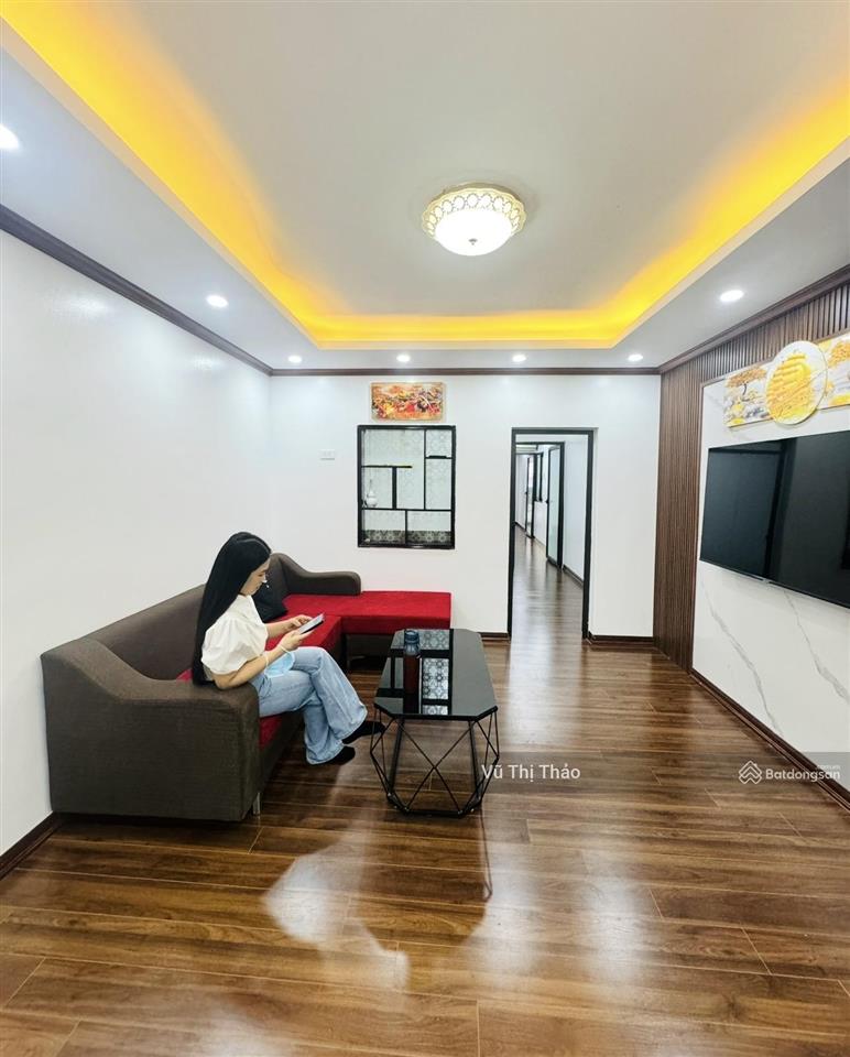 Chính chủ bán nhà tập thể đường huỳnh thúc kháng, 70m, lô góc, sổ đỏ sẵn, ô tô đỗ cửa, tặng kèm nt